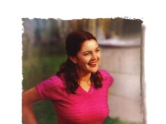 Spēcīga sieviete Riding in Cars with Boys